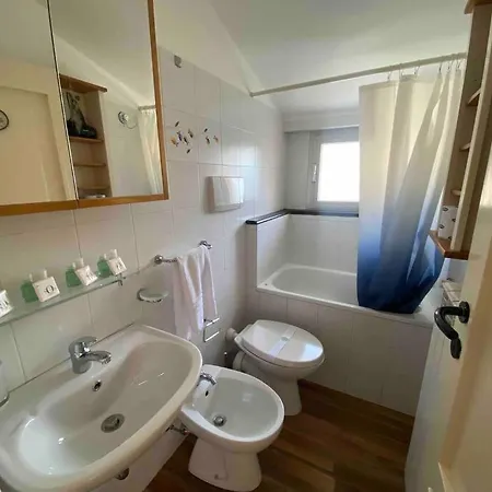 Apartment Mansarda Sul Mare - La Contessa Di Caprafico Genoa