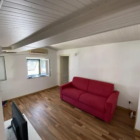 Mansarda Sul Mare - La Contessa Di Caprafico Apartment *