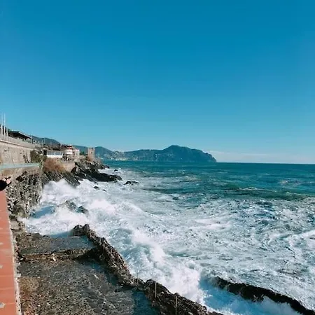 Mansarda Sul Mare - La Contessa Di Caprafico * جنوة